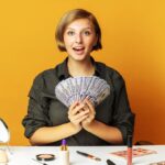 Grafico che mostra i guadagni medi di venditori Amazon FBA con statistiche e dati chiave.