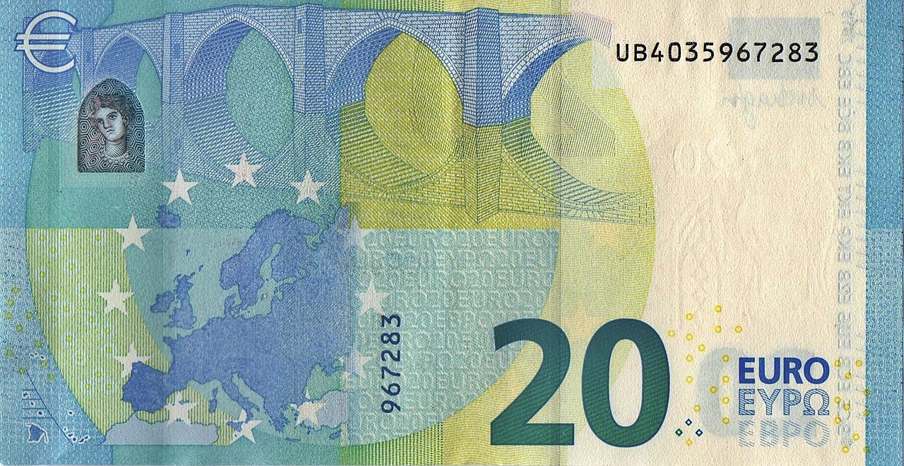 Banconota da 20 euro con evidenza del suo valore collezionistico e collegamento al Superenalotto.