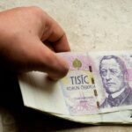 Grafico che illustra l'aumento delle pensioni minime in Italia e i beneficiari.